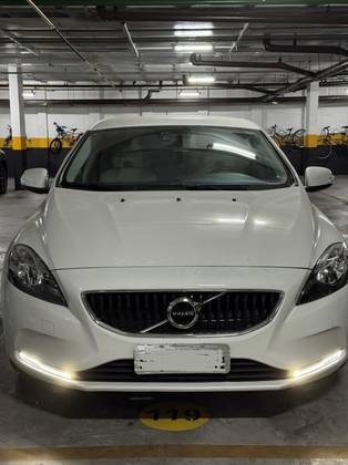 VOLVO V40 2.0 T4 KINETIC GASOLINA 4P AUTOMÁTICO